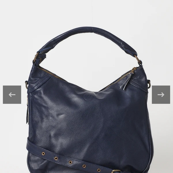 The Wanderers Travel Co "Santorini" Navy Leather NWT Xbody (from Australia) - Picture 3 of 17